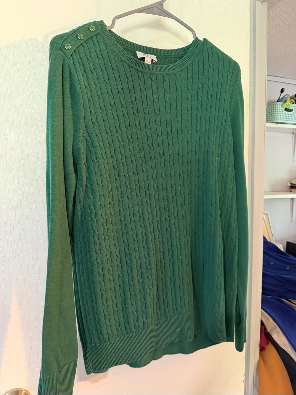 Kim Rogers Green Cable Knit Crewneck Sweater